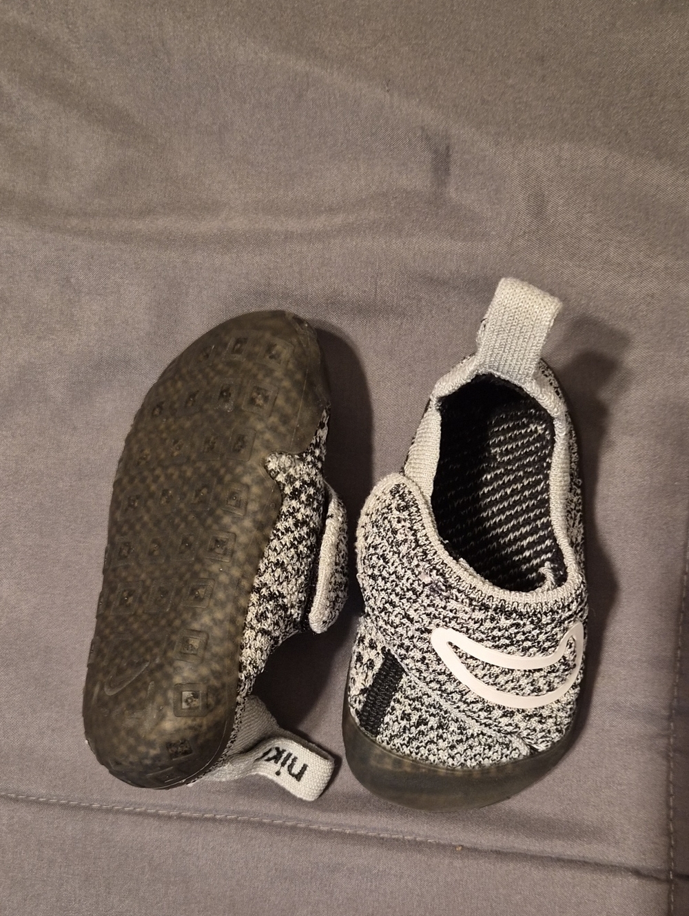 NIKE Swoosh Toddler Shoes Black & White 4C